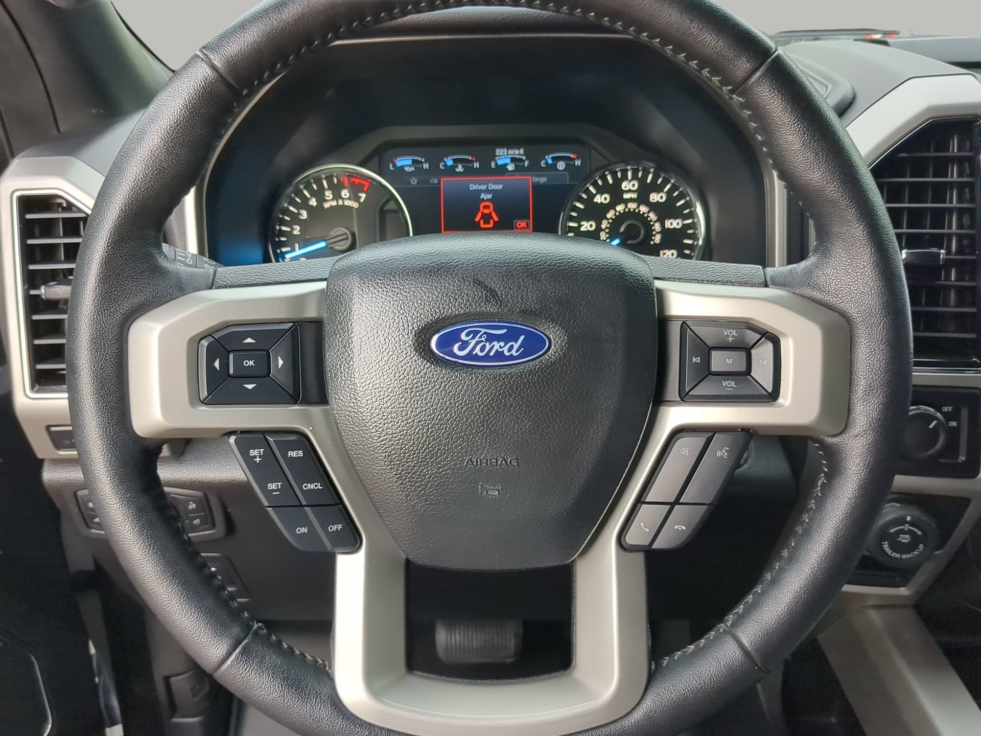 Certified 2020 Ford F150 Lariat w/ Equipment Group 502A Luxury RWD image 66
