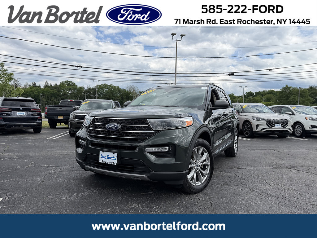 Certified 2023 Ford Explorer XLT w/ Equipment Group 202A AWD/4WD image 1