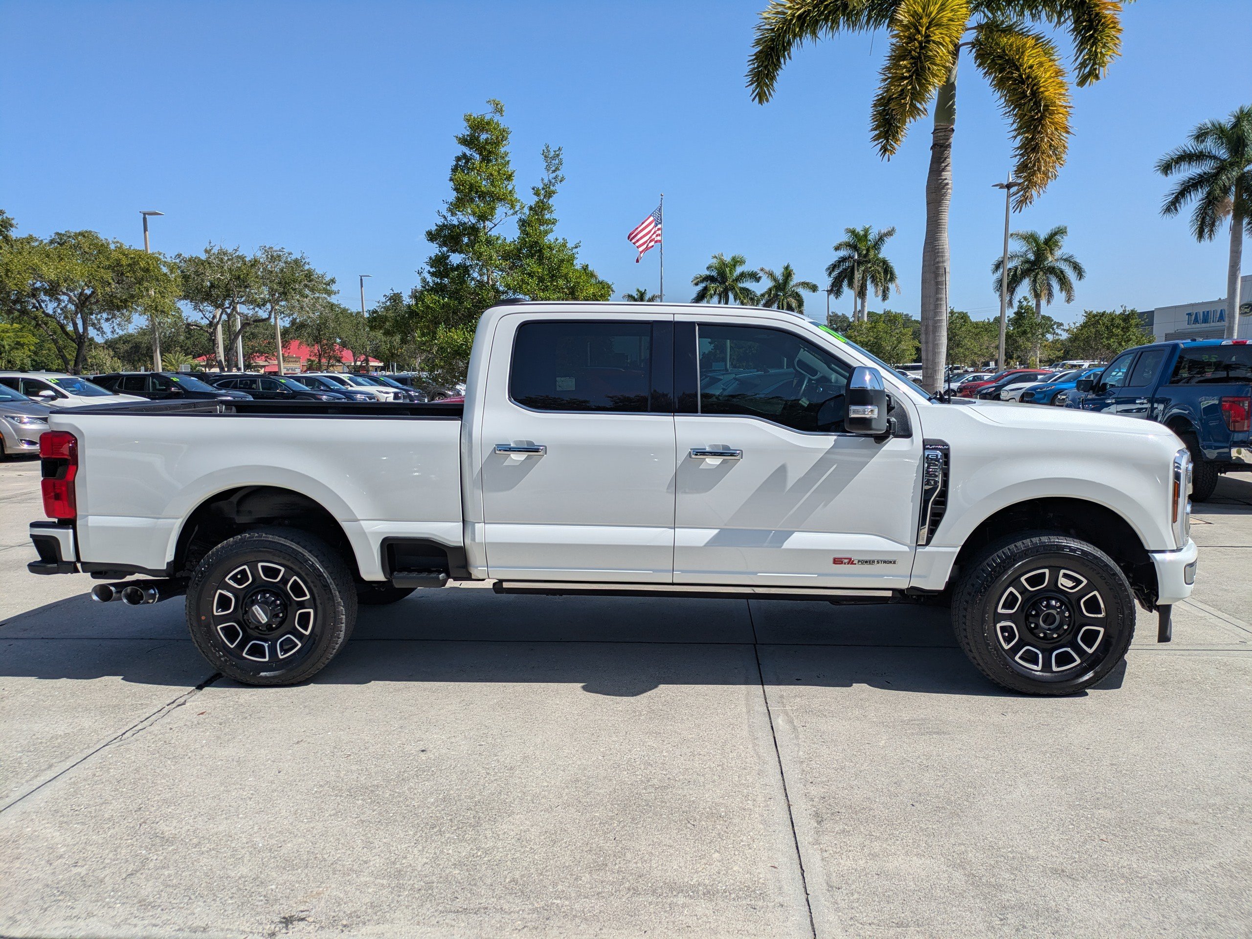 Certified 2024 Ford F250 Platinum AWD/4WD image 3