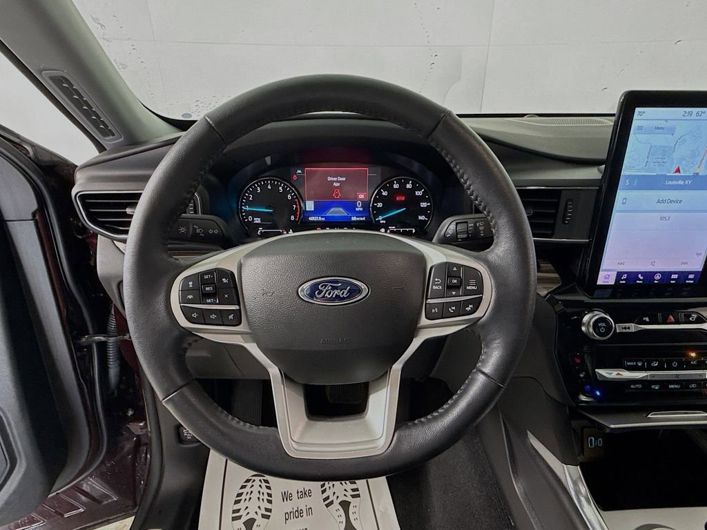 Certified 2023 Ford Explorer Limited w/ Limited Technology Package image 11
