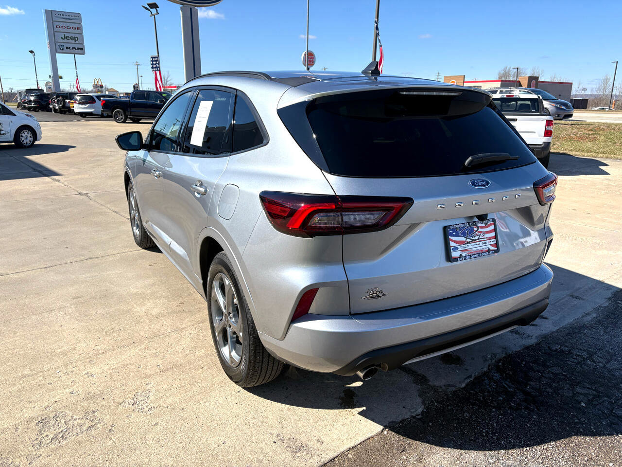 Certified 2024 Ford Escape ST-Line image 3