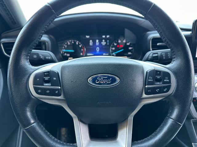 Certified 2023 Ford Explorer XLT w/ Equipment Group 202A RWD image 23