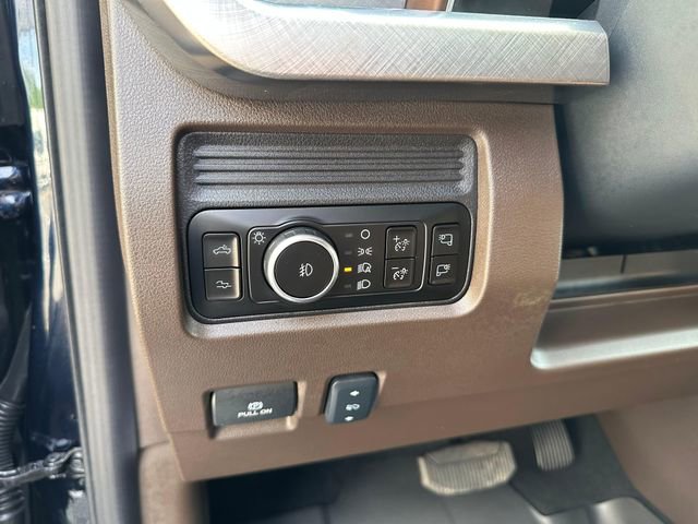 Certified 2025 Ford F450 King Ranch w/ FX4 Off-Road Package AWD/4WD image 11