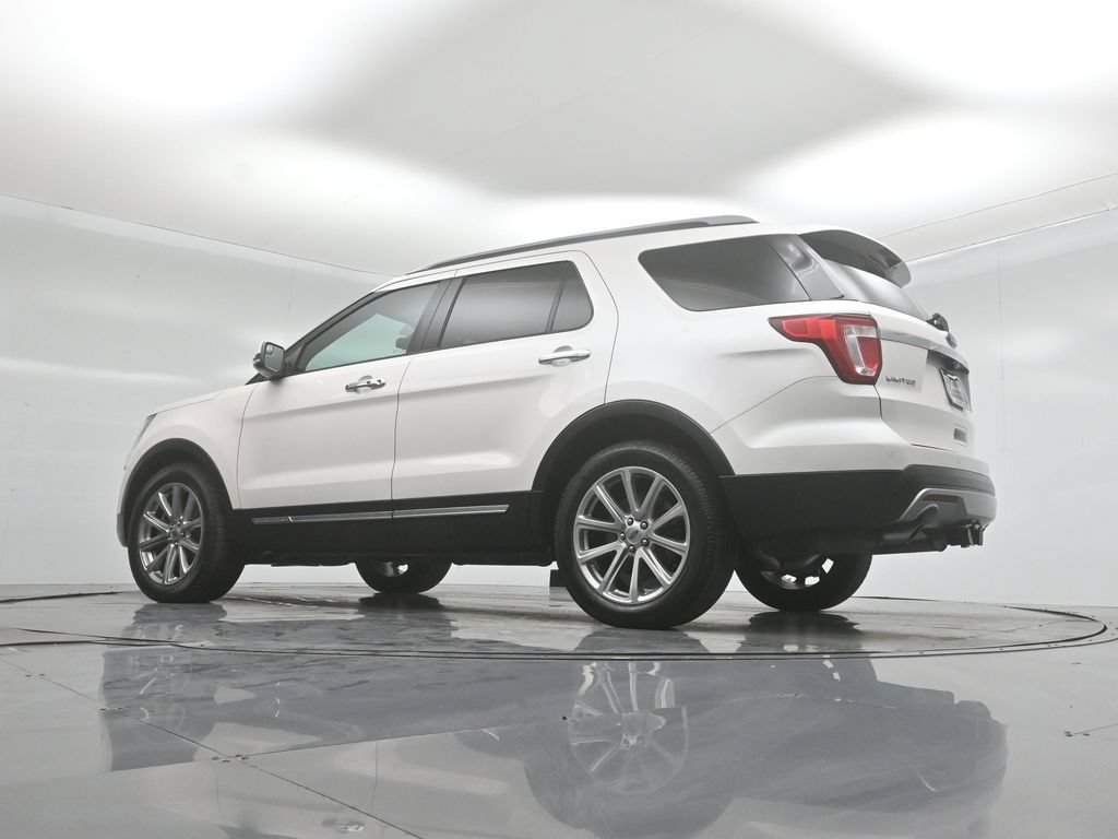 Certified 2017 Ford Explorer Limited FWD image 50