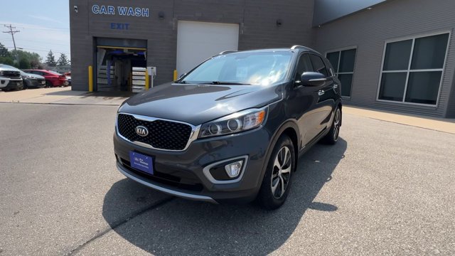 Used 2018 Kia Sorento EX AWD/4WD image 4