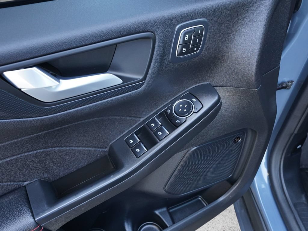 Certified 2023 Ford Escape ST-Line Elite w/ Premium Technology Package AWD/4WD image 16
