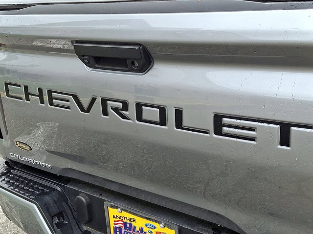 Used 2024 Chevrolet Colorado LT w/ LT Convenience Package AWD/4WD image 16