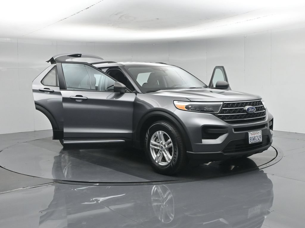 Certified 2021 Ford Explorer XLT RWD image 38