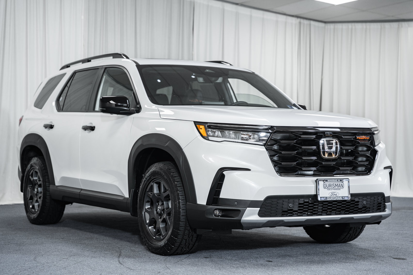 Used 2025 Honda Pilot TrailSport