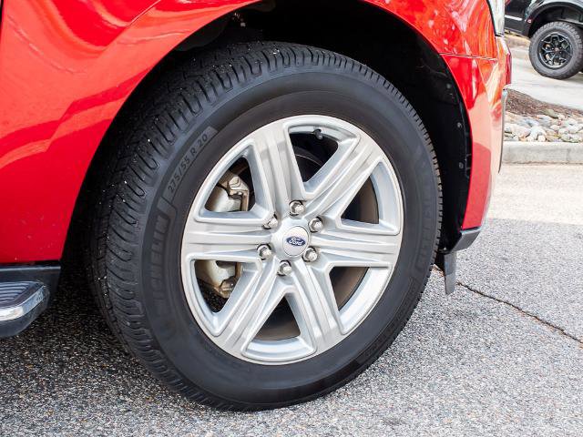 Certified 2020 Ford Expedition XLT w/ Equipment Group 202A image 8