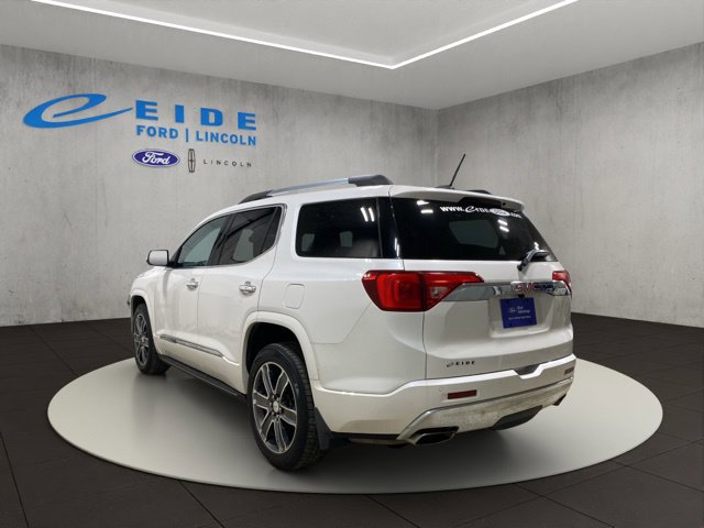 Used 2017 GMC Acadia Denali w/ Technology Package AWD/4WD image 8