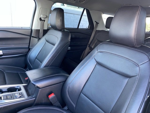 Certified 2023 Ford Explorer Limited w/ Equipment Group 301A image 21