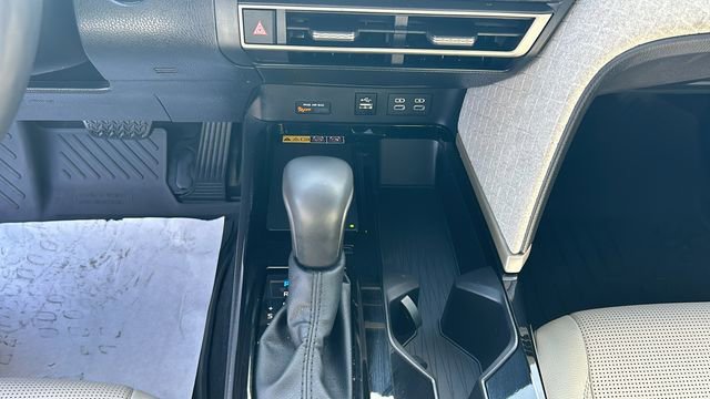 Used 2025 Toyota Camry XLE w/ Premium Plus Package FWD image 21