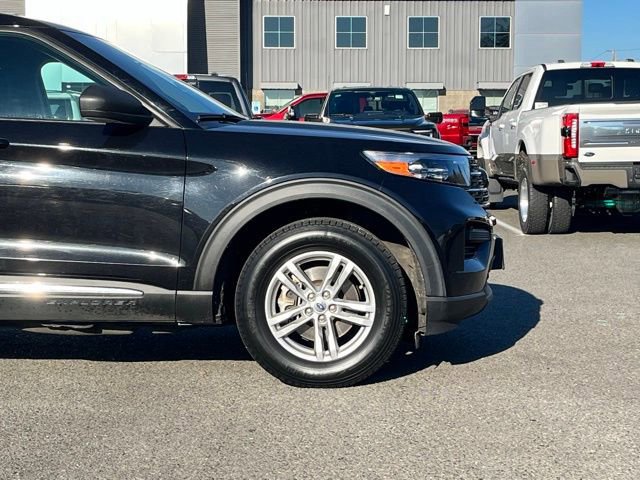 Certified 2022 Ford Explorer XLT w/ Class IV Trailer Tow Package image 6