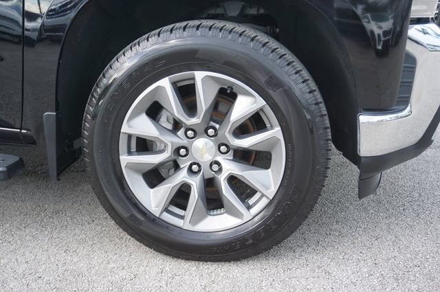 Used 2020 Chevrolet Silverado 1500 LT w/ LT Value Package RWD image 30