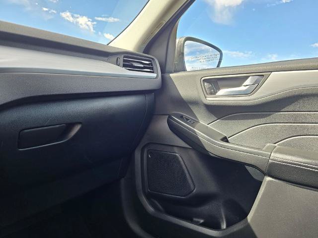 Certified 2025 Ford Escape Platinum AWD/4WD image 27