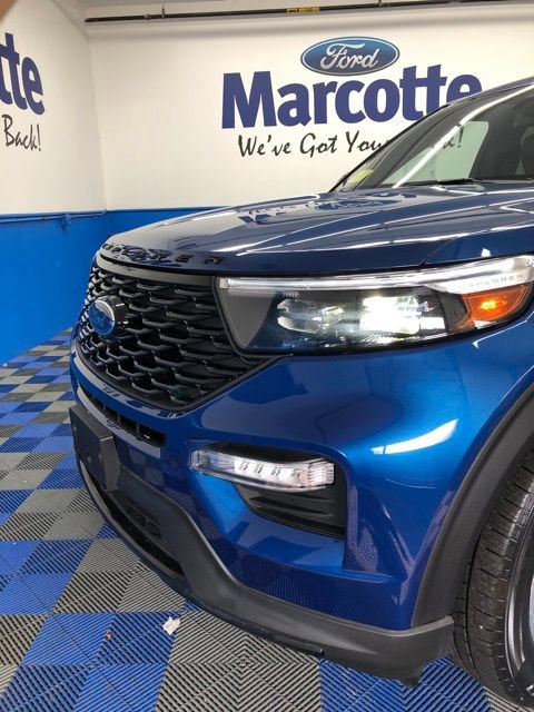 Certified 2022 Ford Explorer ST-Line w/ Class IV Trailer Tow Package image 7