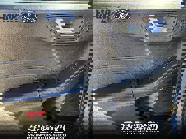 Certified 2022 Ford Escape SEL w/ Technology Package AWD/4WD image 19