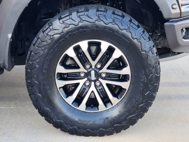 Certified 2020 Ford F150 Raptor w/ Equipment Group 802A Luxury image 10