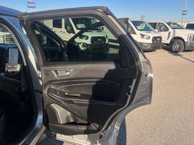 Certified 2022 Ford Edge Titanium w/ Equipment Group 301A image 14