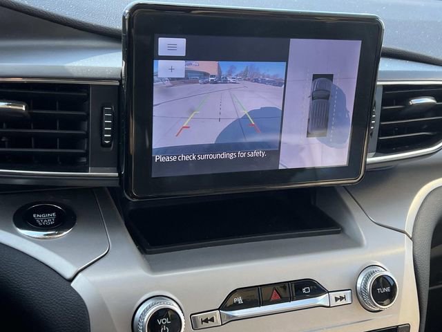 Certified 2023 Ford Explorer XLT w/ Equipment Group 202A image 27