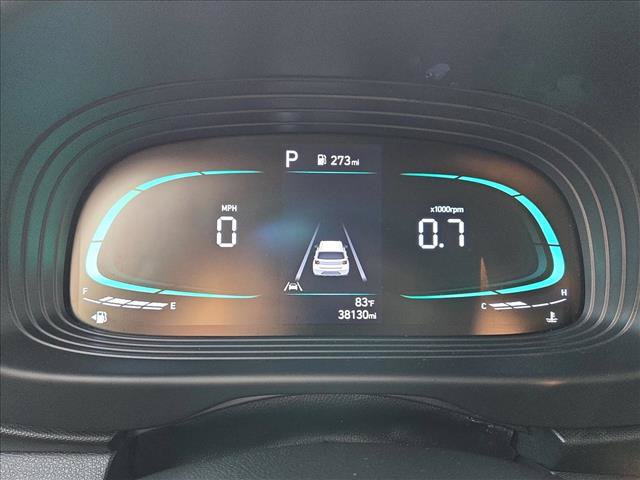 Used 2023 Hyundai Venue SEL FWD image 11