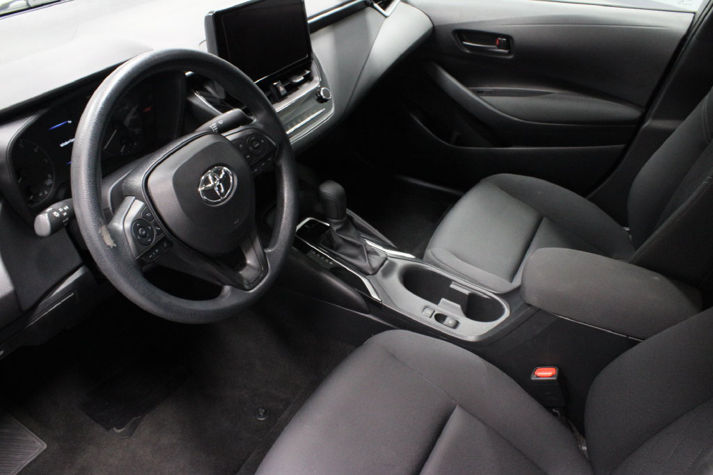 Used 2024 Toyota Corolla LE FWD image 19