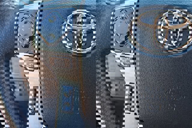 Used 2023 Toyota Tacoma SR5 AWD/4WD image 22