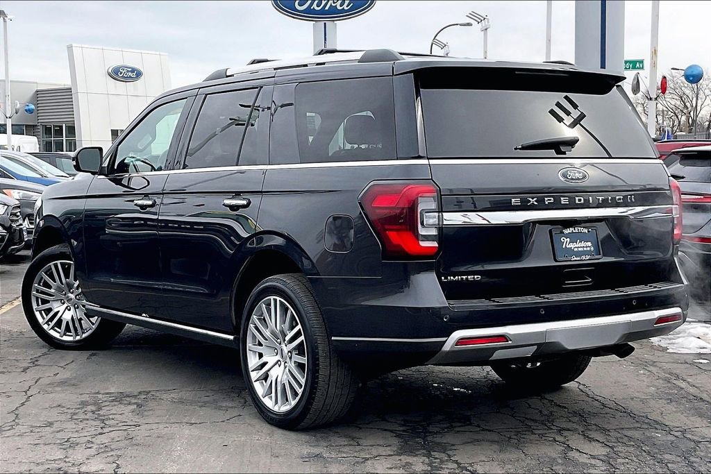 Certified 2024 Ford Expedition Limited image 10