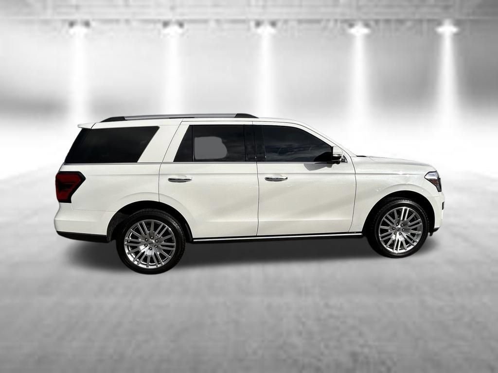 Certified 2024 Ford Expedition Limited RWD image 3