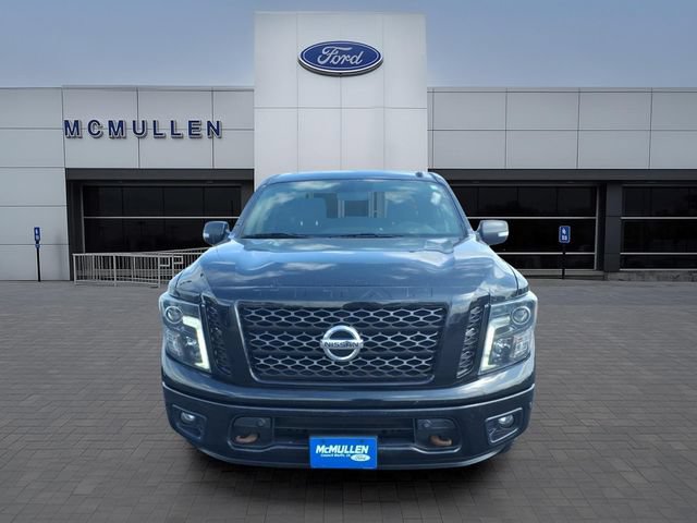 Used 2018 Nissan Titan SV w/ SV Convenience Package AWD/4WD image 2