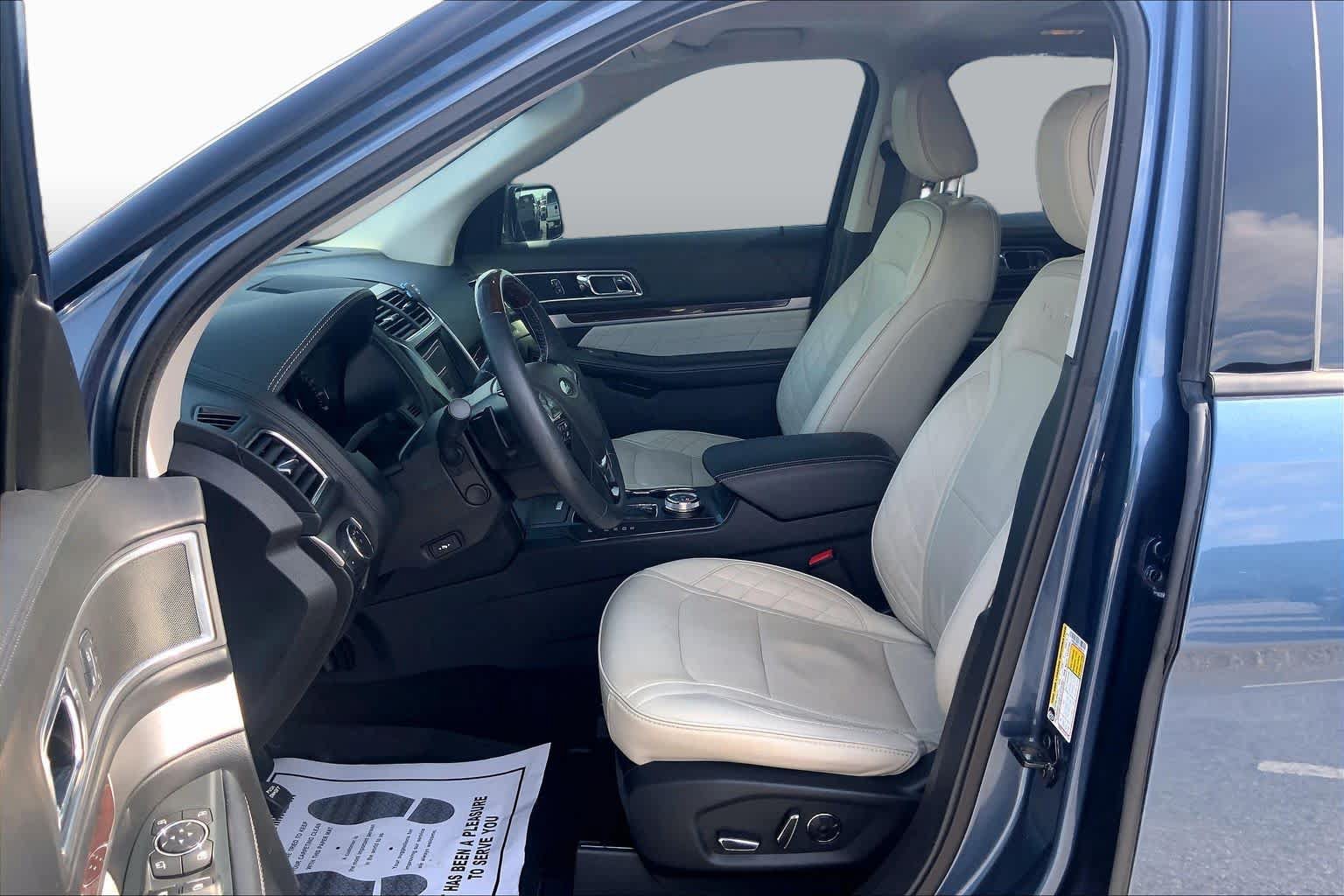 Certified 2018 Ford Explorer Platinum AWD/4WD image 8