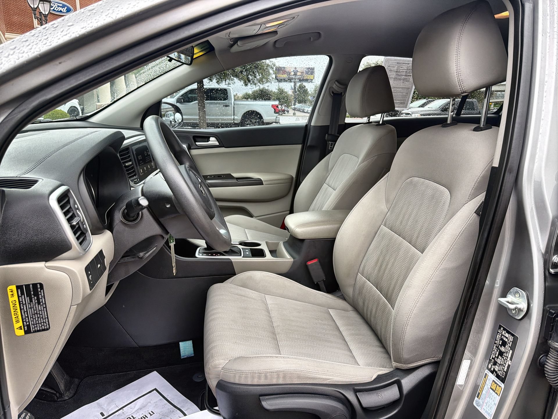 Used 2021 Kia Sportage LX FWD image 11