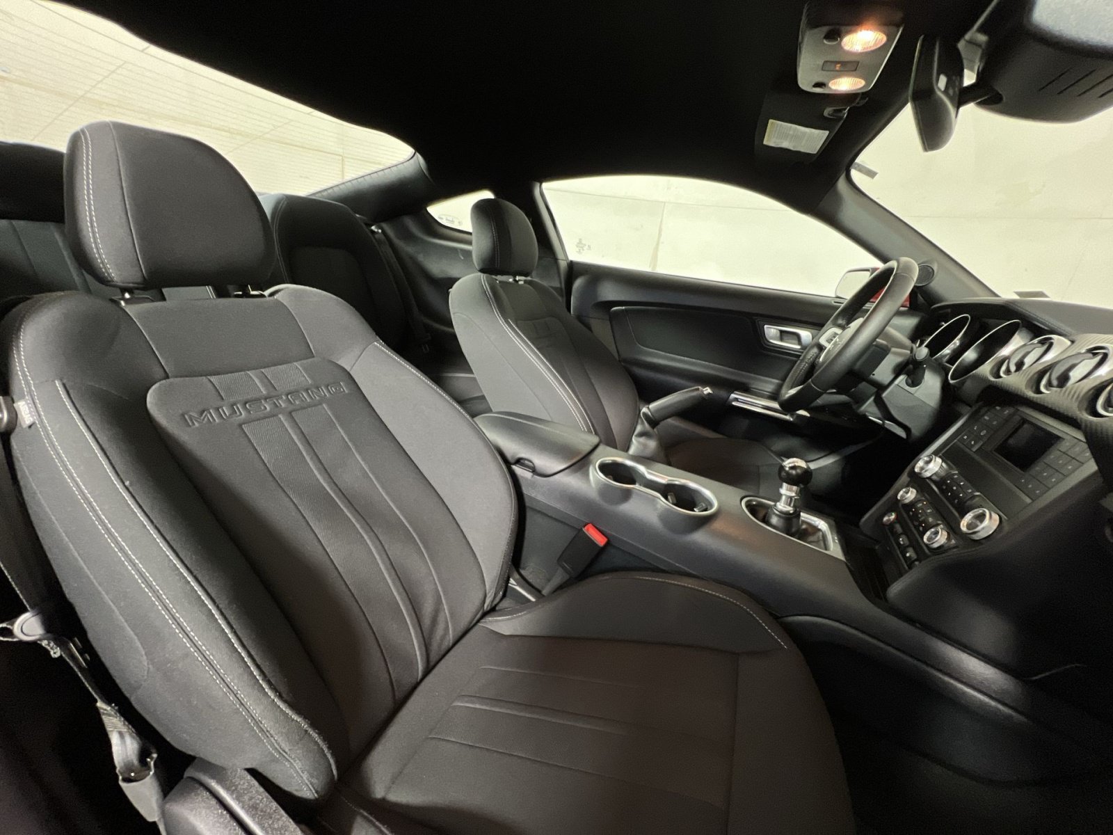 Certified 2022 Ford Mustang Coupe RWD image 25