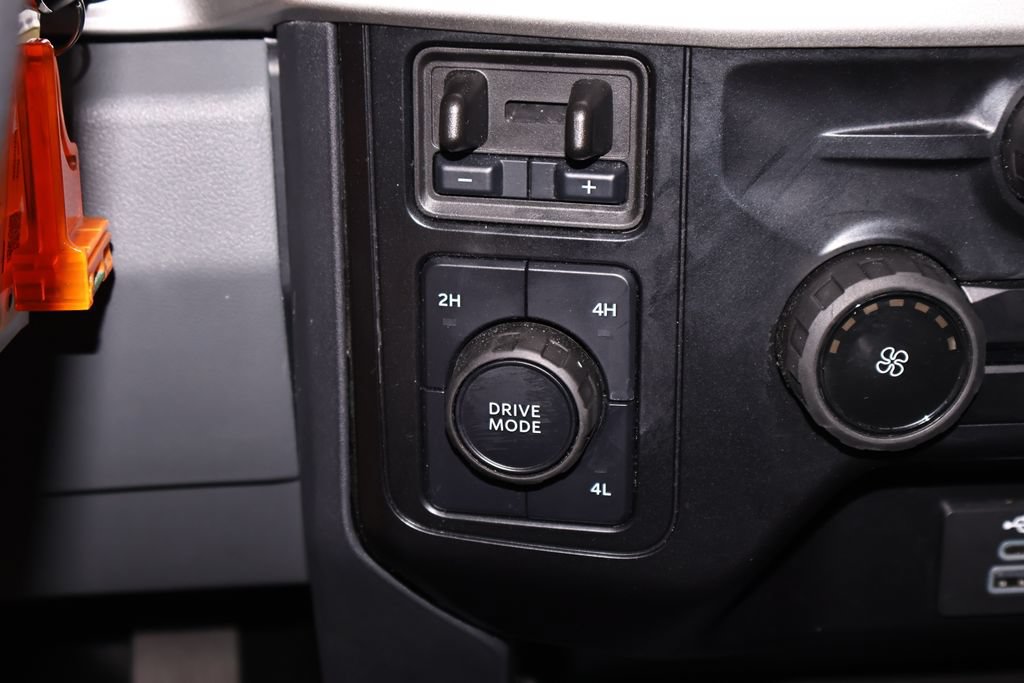 Certified 2026 Ford F350 XLT w/ 360-Degree Camera Package AWD/4WD image 21