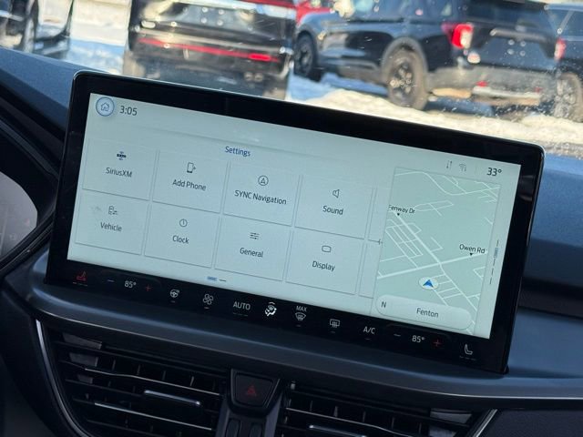 Certified 2025 Ford Escape SE image 24