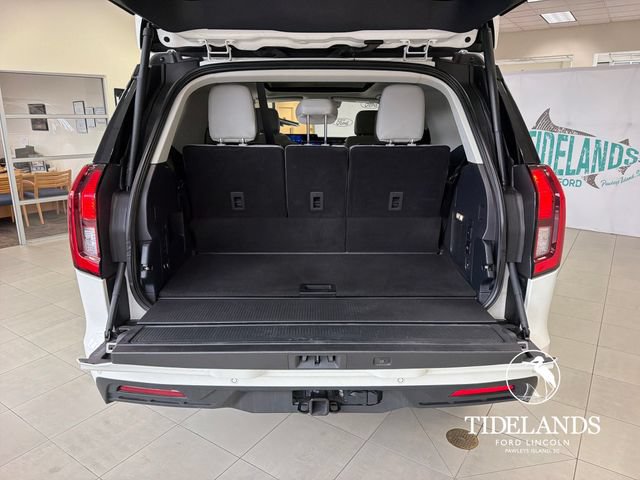 Certified 2025 Ford Expedition Active RWD image 12