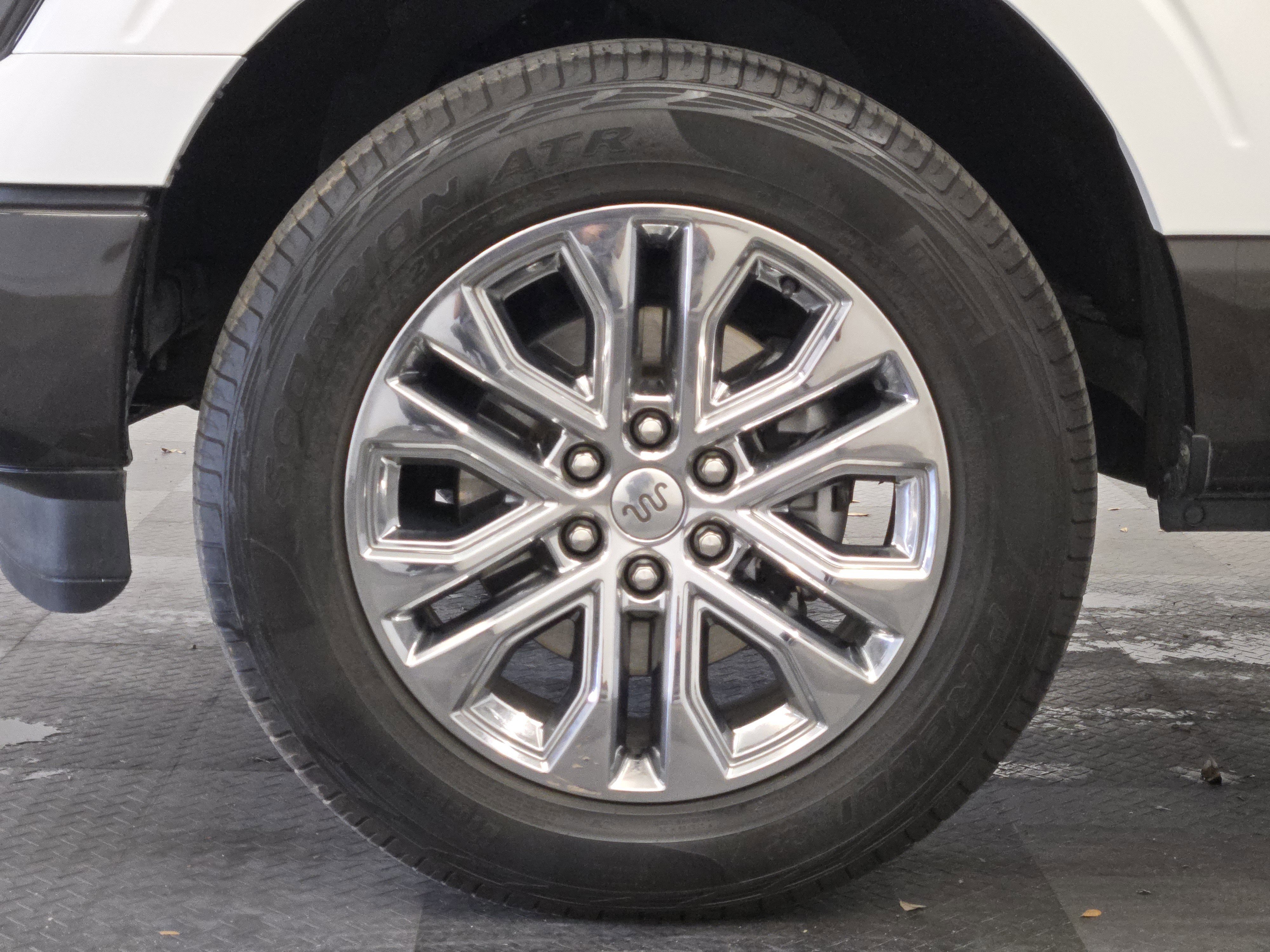 Certified 2024 Ford F150 King Ranch w/ FX4 Off-Road Package image 9