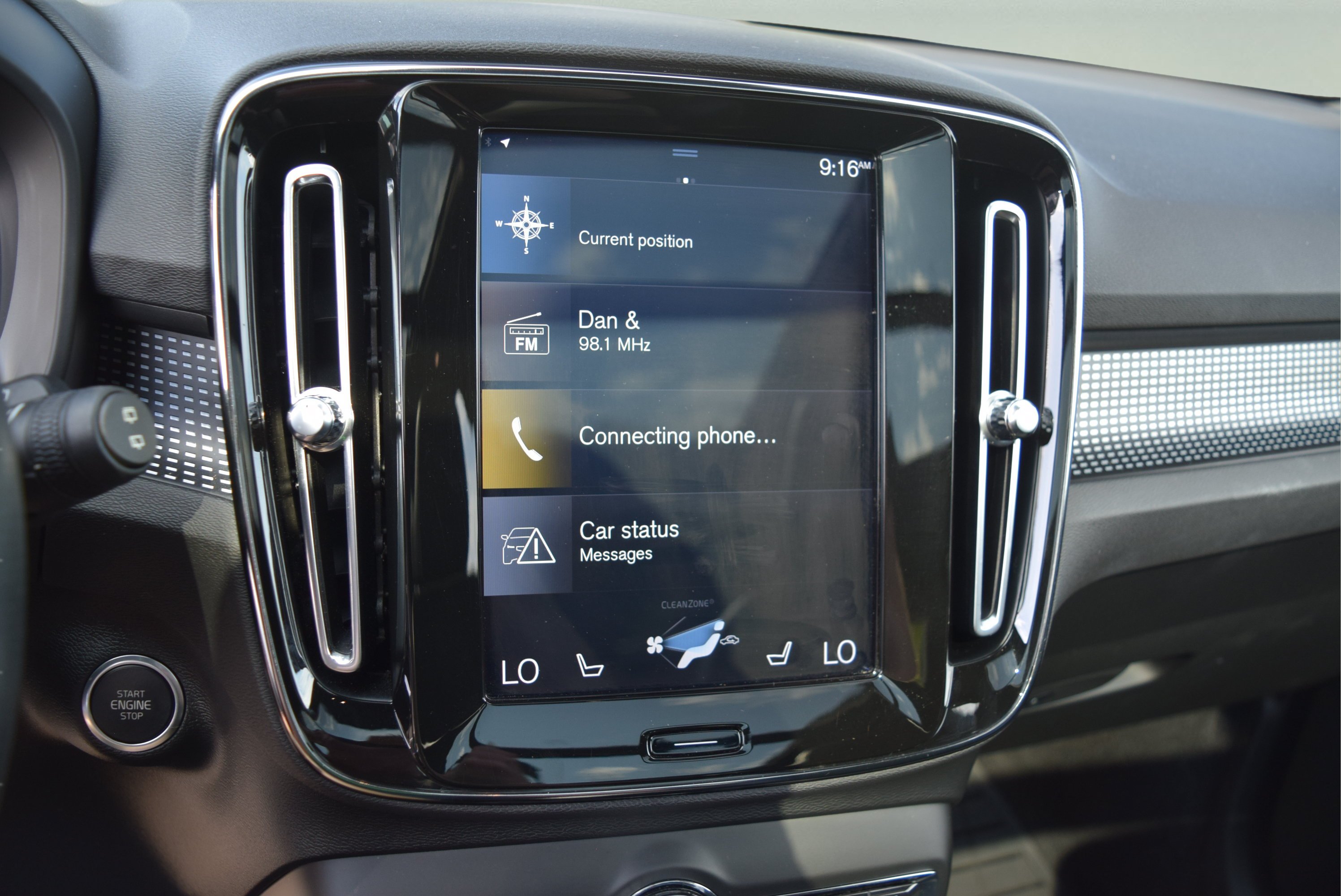 Used 2019 Volvo XC40 T5 R-Design AWD/4WD image 15