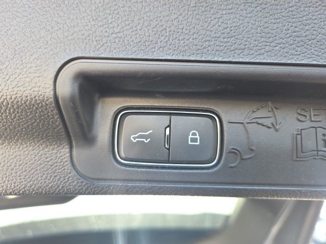 Certified 2020 Ford Explorer XLT image 10