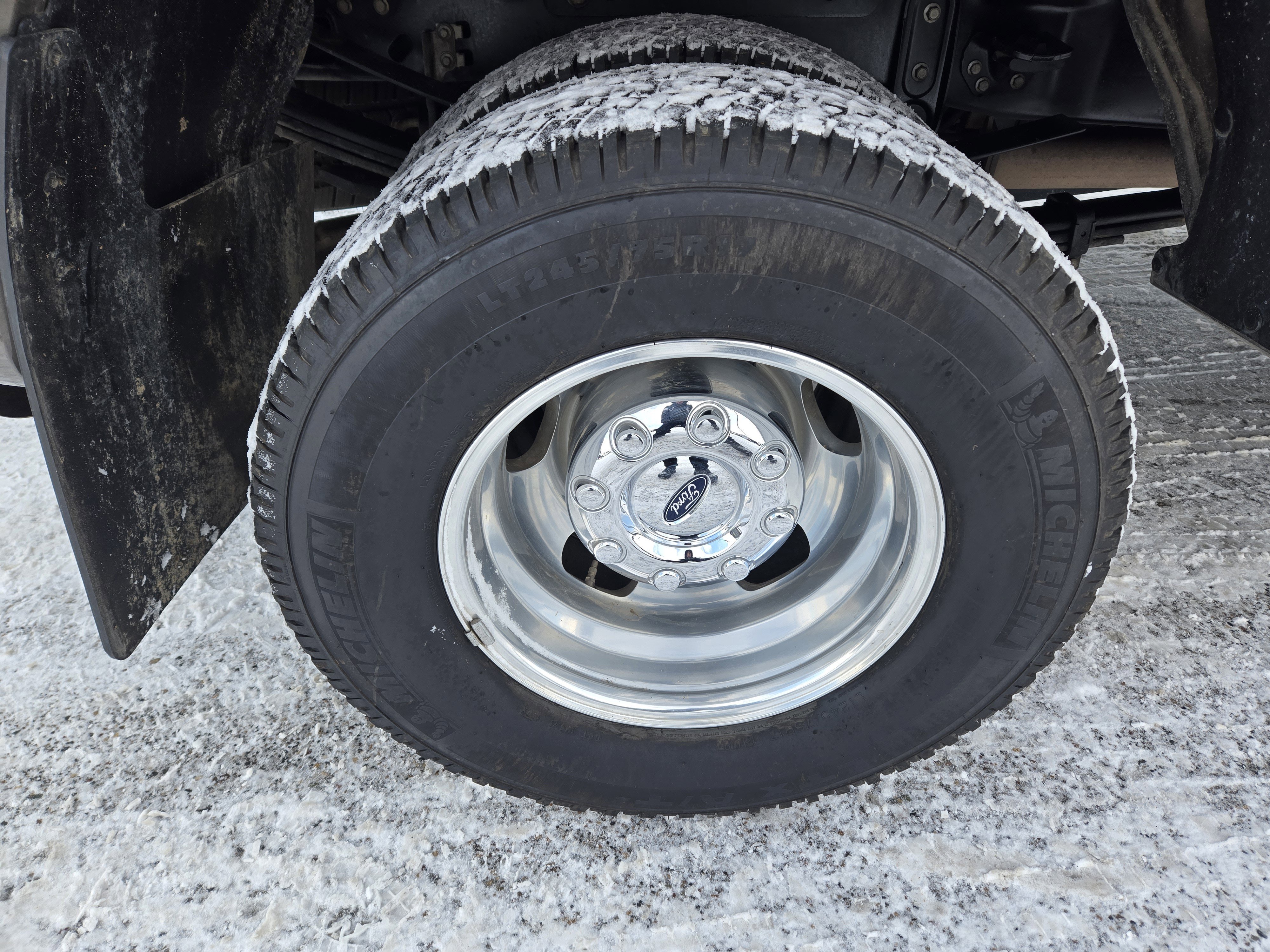 Certified 2022 Ford F350 Lariat w/ Lariat Ultimate Package image 14