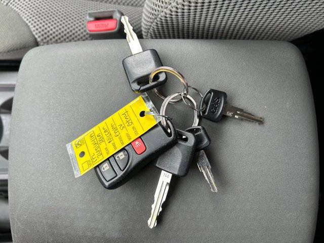 Used 2019 Nissan Frontier SV image 31