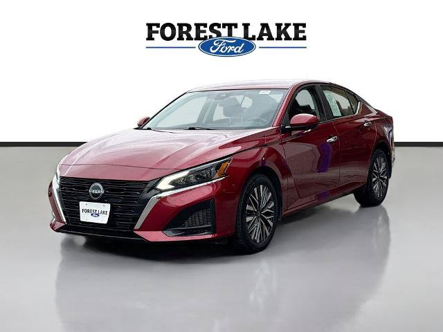 Used 2023 Nissan Altima 2.5 SV AWD/4WD image 3