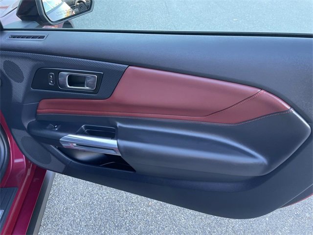 Certified 2025 Ford Mustang GT Premium image 33