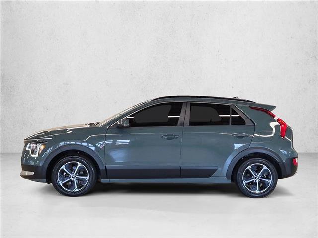 Used 2023 Kia Niro EX FWD image 9