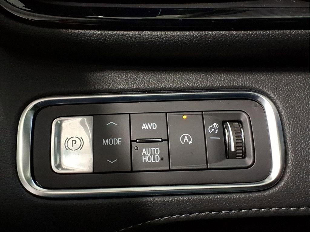 Used 2025 Buick Enclave Avenir w/ Super Cruise Package AWD/4WD image 17