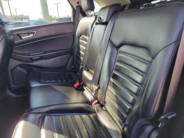 Certified 2024 Ford Edge SEL image 16