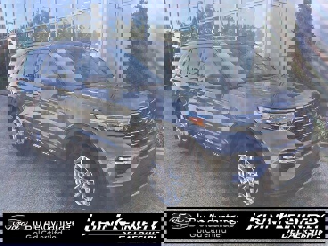 Certified 2022 Ford Explorer XLT w/ Equipment Group 202A