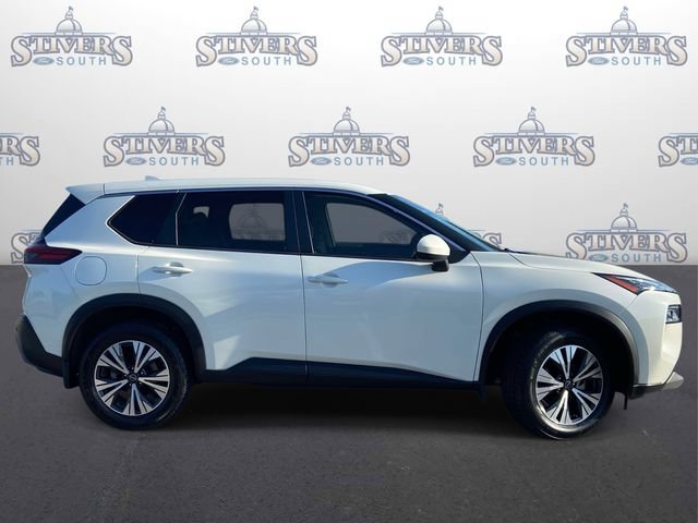 Used 2023 Nissan Rogue SV FWD image 2