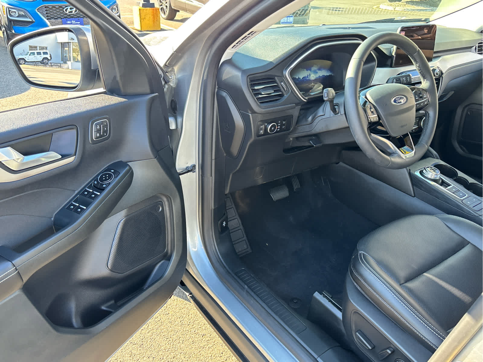 Certified 2022 Ford Escape SEL w/ Technology Package FWD image 14